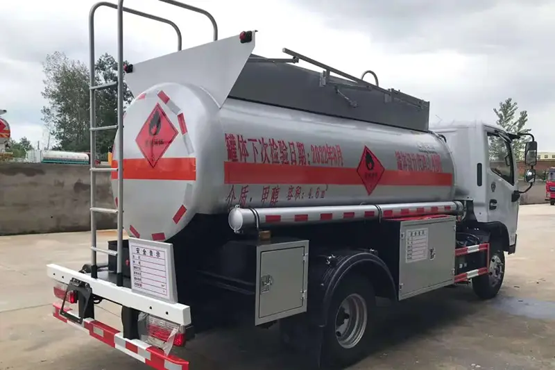 Chemical Liquid Tank Truck